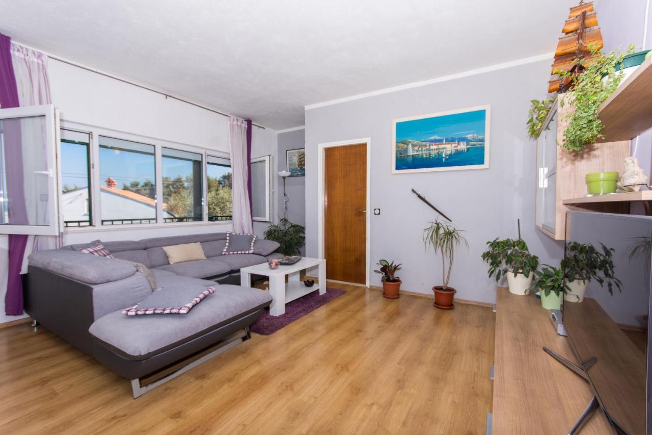 Apartments By The Sea Slatine, Ciovo - 1126 Trogir Exterior foto